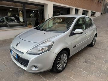 RENAULT Clio 1.2 16V TCE 100CV 5 porte Luxe GPL