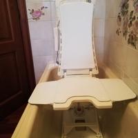 Sedia sollevatore per vasca da bagno