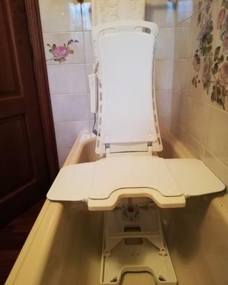 Sedia sollevatore per vasca da bagno