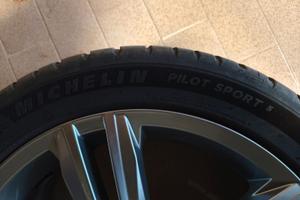 Michelin Pilot Sport 5 225 45 17 94Y