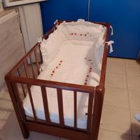 Lettino a sbarre per bambini e neonati