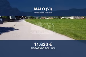 Immobile in asta di 2613 m² a Malo