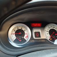 Renault Clio.  1. 200