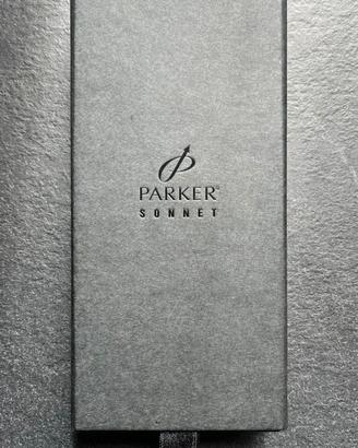Penna Parker Sonnet Laqué Indigo