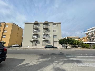 4 LOCALI A TERRACINA