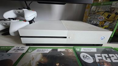 Xbox One S 1 tb blue ray