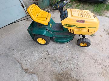 trattorino  rasaerba 