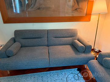 2 Divani IKEA Grigi – Trasloco