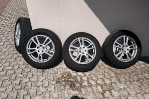 treno gomme Ford s-max
