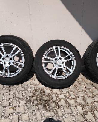 treno gomme Ford s-max
