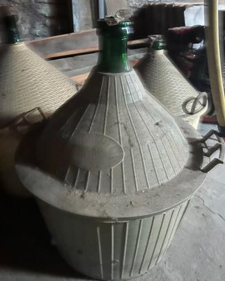 Damigiane per vino