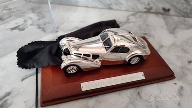 Bugatti Atlantic coupe Silver Cars