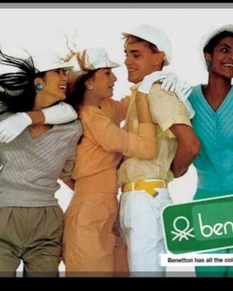 pantaloni ,abiti ,t shirt,accessori,scarpe 