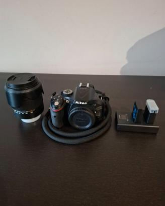 Nikon D5200 + Sigma 18-250mm 1:3.5-6.3 Macro HSM