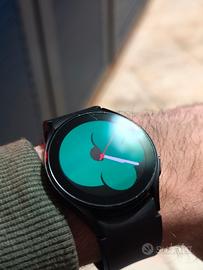 Samsung Galaxy Watch 4