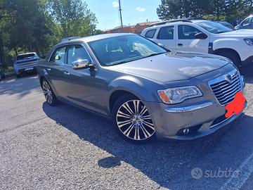 Lancia thema