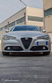 Alfa Romeo Giulia 2.2 super 180cv