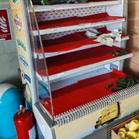 Vetrina frigo latticini o verdura 