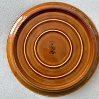 Piatto ceramica, quattro scomparti, color senape