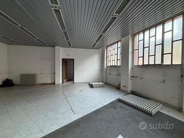 Loc. di 90 mq adatto a ufficio/studio/magazzino