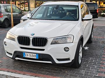 *BMW X3 xDrive Auto 2011 12.5" Android Biancoi*