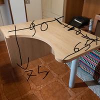 scrivania  da camera 