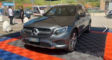 MERCEDES GLC exclusive 220d 4matic