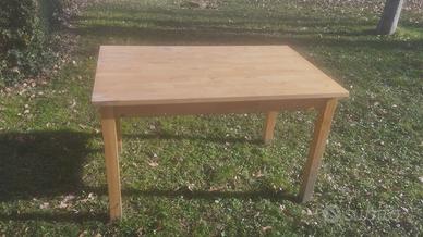 Tavolo in legno