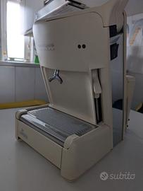 macchina per caffè e cappuccino Lavazza