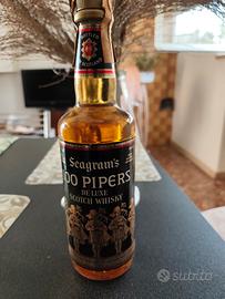 seagram's 100 Pipers De Lux