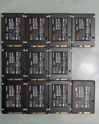 hard disk, SSD, M2 e RAM di vario tipo