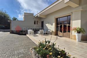 Ristorante Latiano [Cod. rif 3270281VCG]