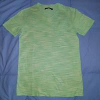 T-shirt Celio verde (size S) Slim Fit scollo V