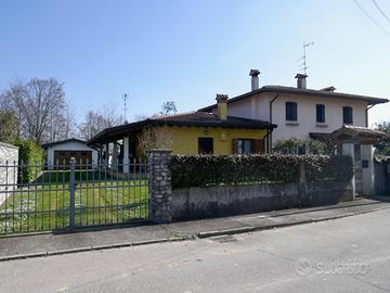 VILLA SU PIANO UNICO: comfort dentro e fuori!