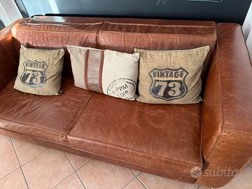 Divano letto in cuoio ( pelle)
