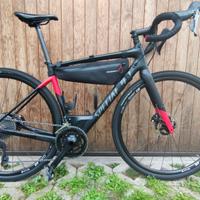 GRAVEL Specialized in CARBONIO Diverge SportCarbon