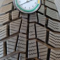 4 Gomme 175/65-15 invernali SEMINUOVE