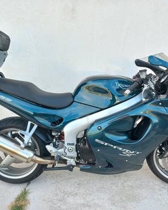 Triumph 955 Sprint ST  2004