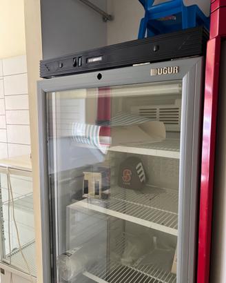Frigorifero da bibite o pasticceria/gelateria