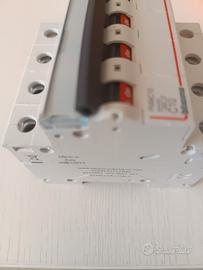 interruttore magnetotermico FN84C10