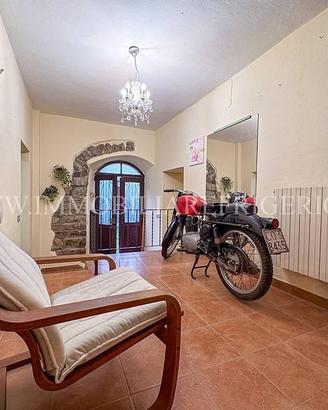 Appartamento di 111 m² con 3 locali a Carenno
