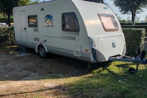 Roulotte knaus  sudwind