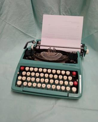 Macchina da scrivere Smith Corona Corsair azzurra