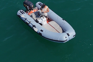 Gommone Marshal 80 con carrello è fuoribordo selva