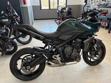 Moto Triumph Tiger 660