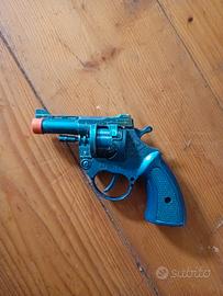 pistola giocattolo