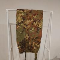 pantaloni militari