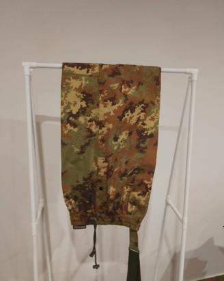 pantaloni militari