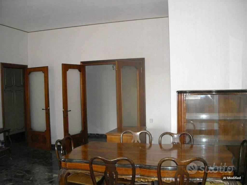 Appartamento di 138 m² con 5 locali a Ancona