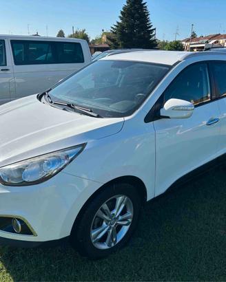 Hyundai iX35 1.7 CRDi 2WD Xpossible